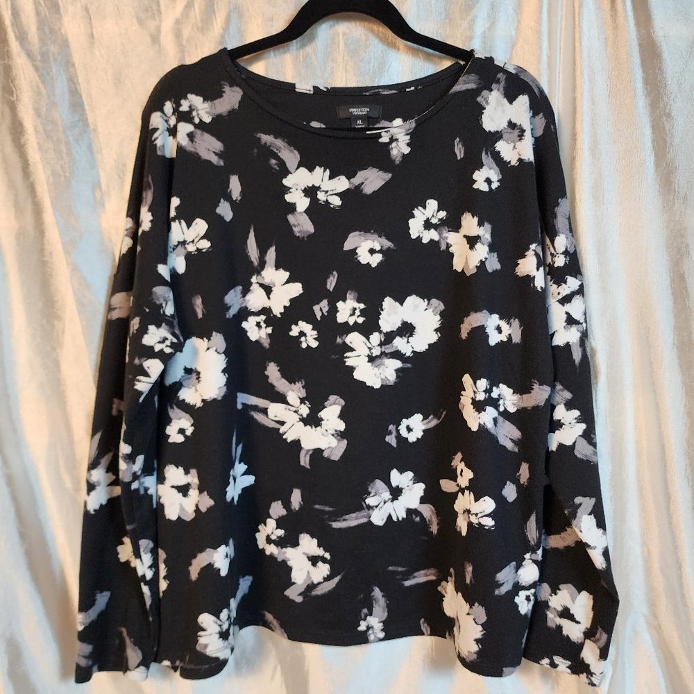 Pre-Loved Simply Vera Vera Wang Women's Size XL Oversized Knit Sweater SOFT!